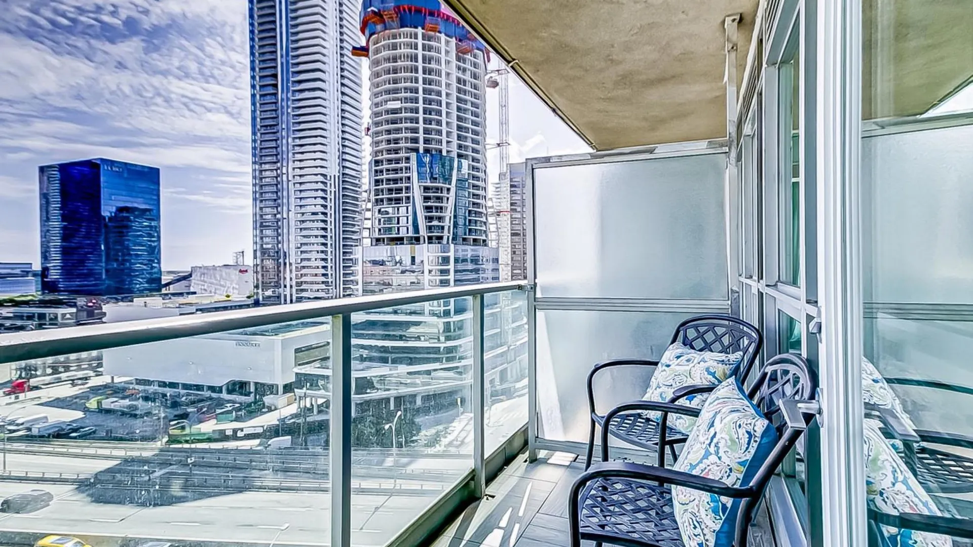 Globalstay Yonge St Condos Toronto Canada