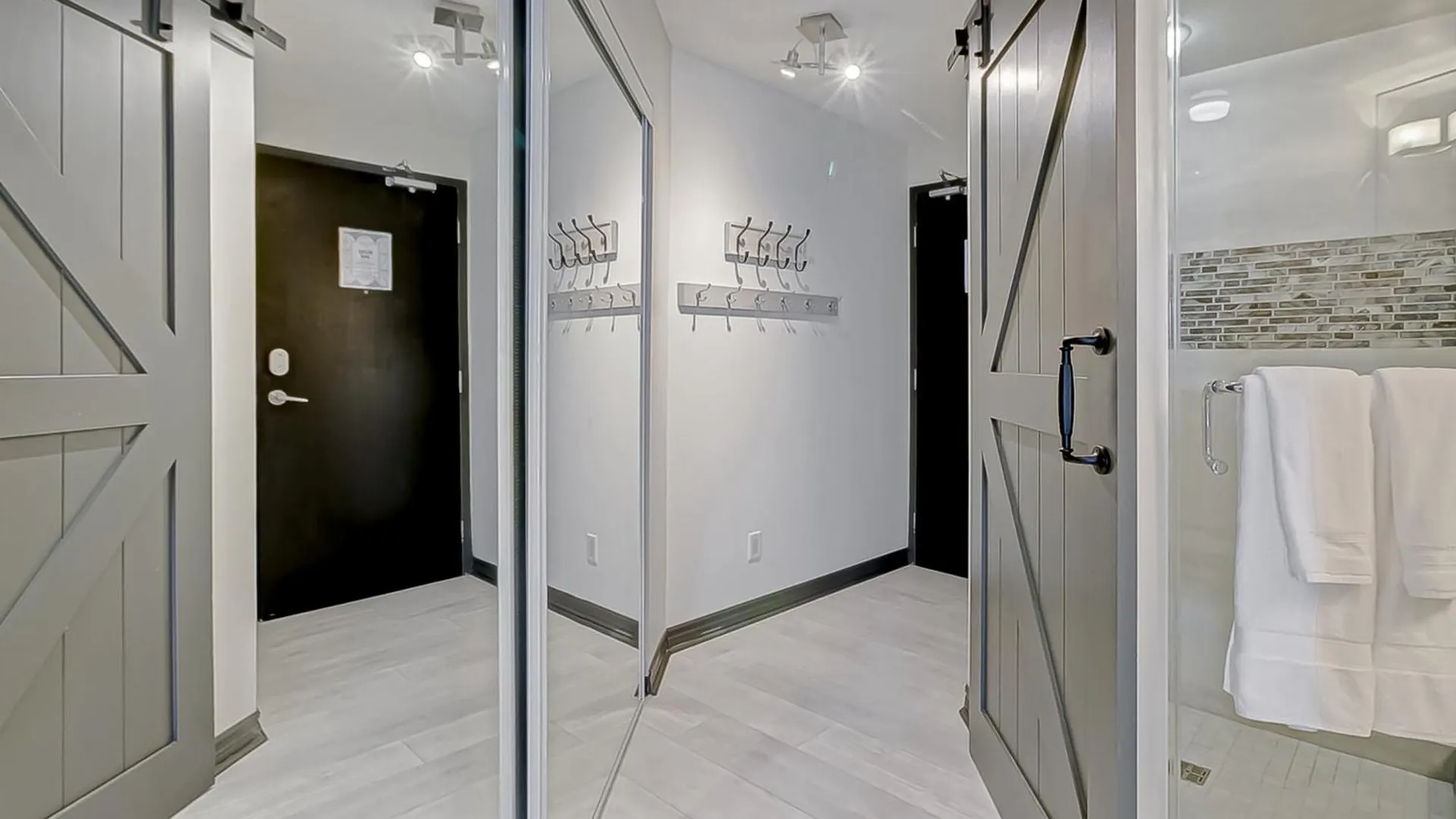 Globalstay Yonge St Condos Toronto Canada