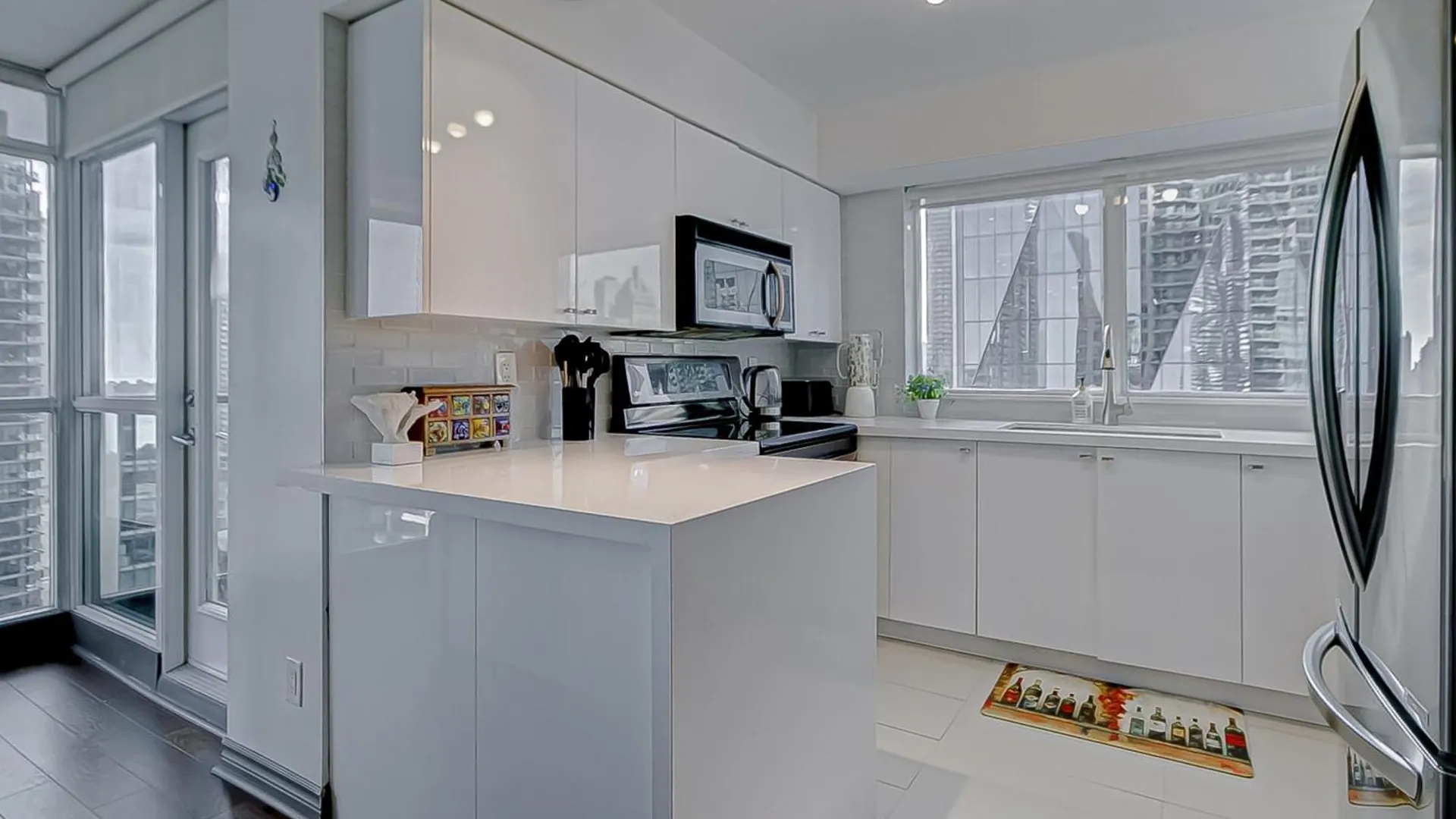Globalstay Yonge St Condos Toronto